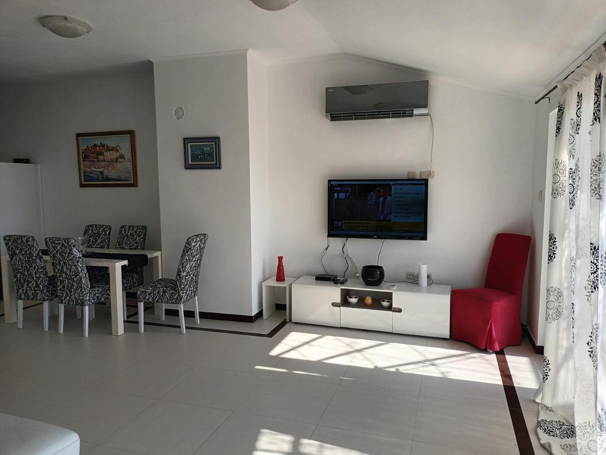 Lustica-Apartment Dora2 Herceg Novi Exterior photo